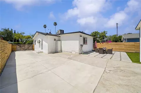 Exterior - 2257 E Del Mar Blvd, Pasadena, CA 91107 photo 4 of 7