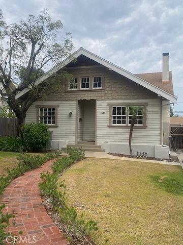 1538 N Holliston, Pasadena, CA 91104