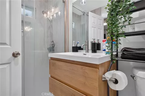 Bath - 355 W Arrow, Upland, CA 91786 photo 1 of 4