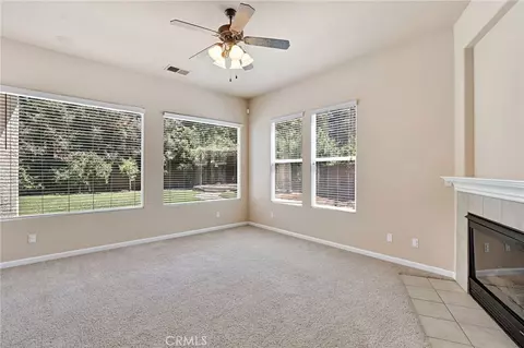 Living - 2579 Warner Ave, Clovis, CA 93611 photo 3 of 6