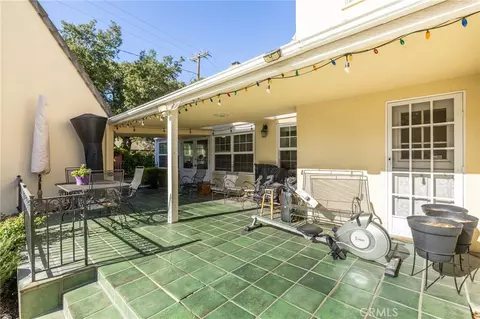 Exterior - 2964 Lombardy, Pasadena, CA 91107 photo 17 of 20