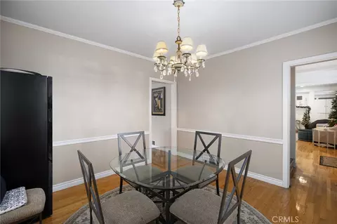 Dining - 2964 Lombardy, Pasadena, CA 91107 photo 3 of 3