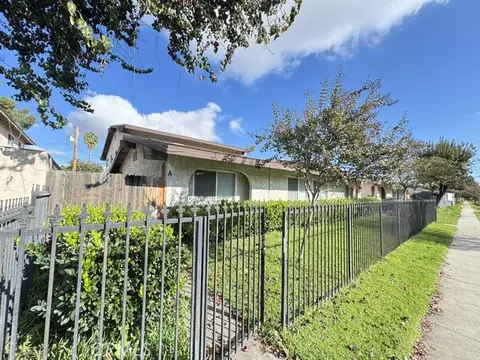 202 E Jackson, Rialto, CA 92376 photo 3