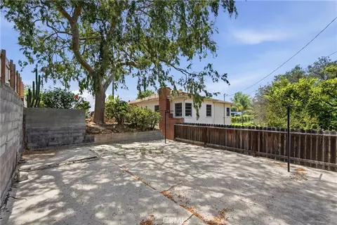 Exterior - 130 Sequoia Dr, Pasadena, CA 91105 photo 5 of 9