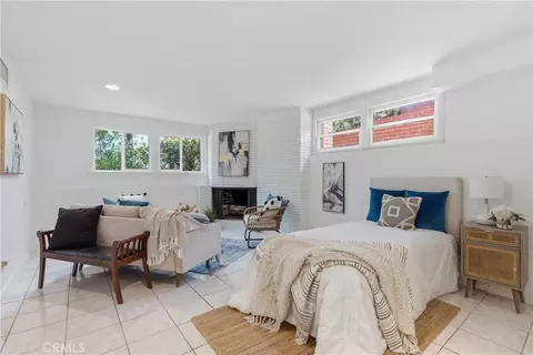 Bedroom - 130 Sequoia Dr, Pasadena, CA 91105 photo 3 of 4
