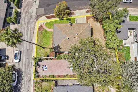 View/Area - 130 Sequoia Dr, Pasadena, CA 91105 photo 2 of 7