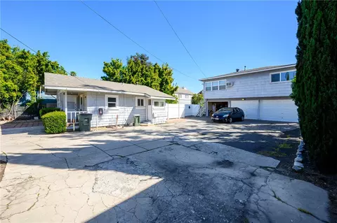 Exterior - 892 S Marengo, Pasadena, CA 91106 photo 18 of 21