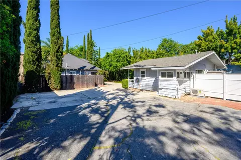 Exterior - 892 S Marengo, Pasadena, CA 91106 photo 15 of 21