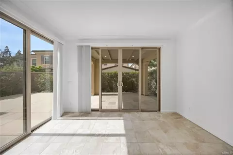 Living - 126 Gulfstream, Irvine, CA 92620 photo 8 of 9