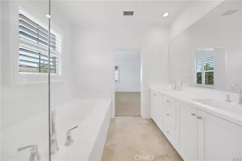 Entry Way - 126 Gulfstream, Irvine, CA 92620 photo 7 of 7