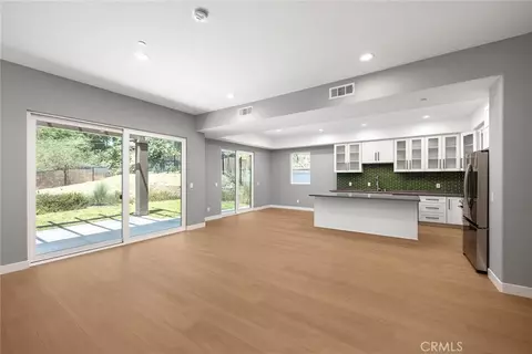 Living - 693 Castlehill Dr, Walnut, CA 91789 photo 2 of 5