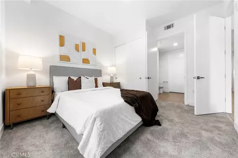 Bedroom - 709 E Walnut St #214, Pasadena, CA 91101 photo 6 of 7