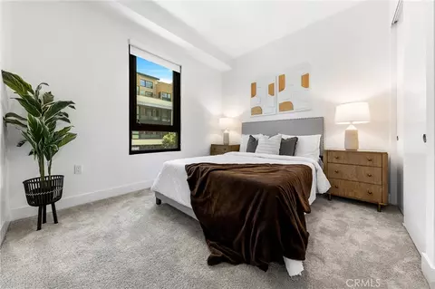 Bedroom - 709 E Walnut St #214, Pasadena, CA 91101 photo 5 of 7