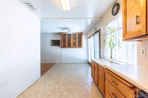 Entry Way - 10243 Saratoga Ave, Montclair, CA 91763 photo 1 of 4