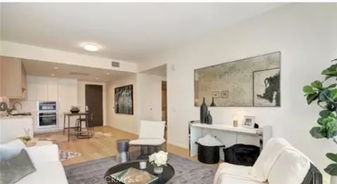 877 Francisco #707, Los Angeles, CA 90017