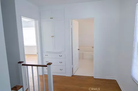 Entry Way - 320 E California Blvd, Pasadena, CA 91106 photo 3 of 3