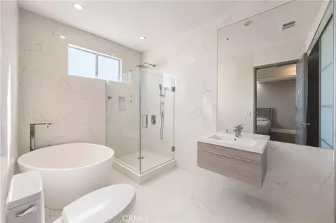 Bath - 4326 Lynd Ave, Arcadia, CA 91006 photo 7 of 9