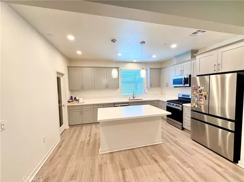 Kitchen - 715 Winchester Dr, Oxnard, CA 93036 photo 2 of 2