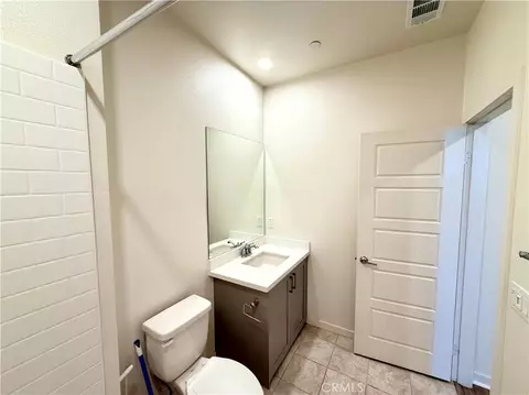 Bath - 715 Winchester Dr, Oxnard, CA 93036 photo 3 of 5