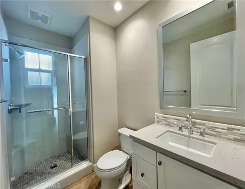 Bath - 52 Quentin, Irvine, CA 92620 photo 2 of 2