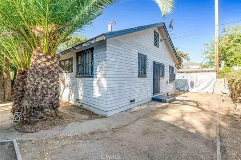 Exterior - 2081 Summit, Altadena, CA 91001 photo 8 of 11