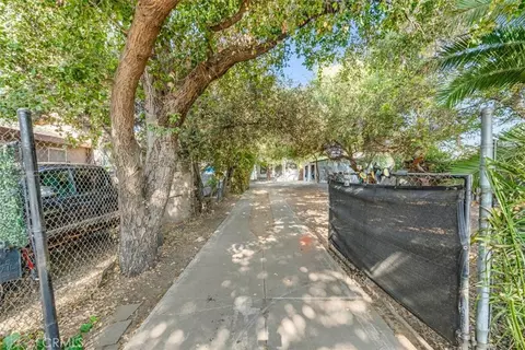 Exterior - 2081 Summit, Altadena, CA 91001 photo 4 of 11