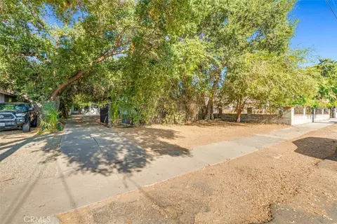 Exterior - 2081 Summit, Altadena, CA 91001 photo 9 of 11