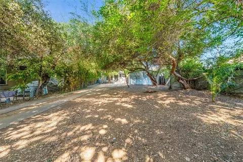 Exterior - 2081 Summit, Altadena, CA 91001 photo 3 of 11