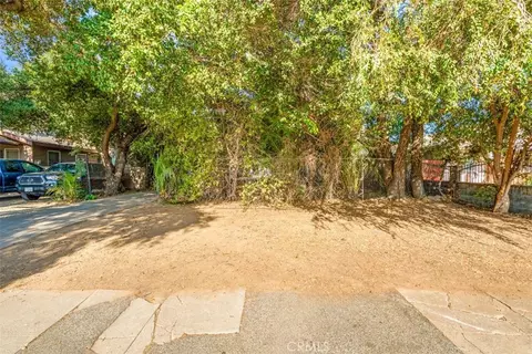 Exterior - 2081 Summit, Altadena, CA 91001 photo 6 of 11