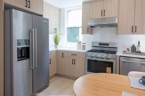 Kitchen - 1025 La Cadena Ave #D, Arcadia, CA 91007 photo 1 of 2