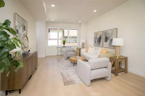 Living - 1025 La Cadena Ave #D, Arcadia, CA 91007 photo 4 of 4
