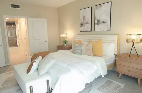 Bedroom - 931 E Walnut St #316, Pasadena, CA 91106 photo 3 of 3