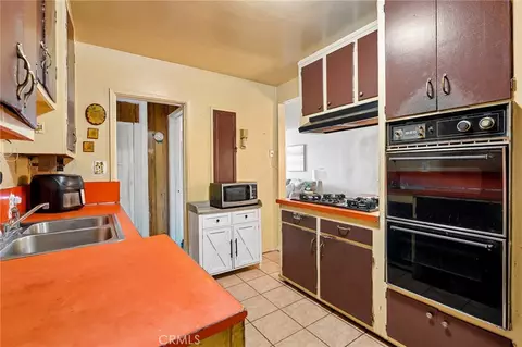 Kitchen - 214 E Tichenor, Compton, CA 90220 photo 4 of 4