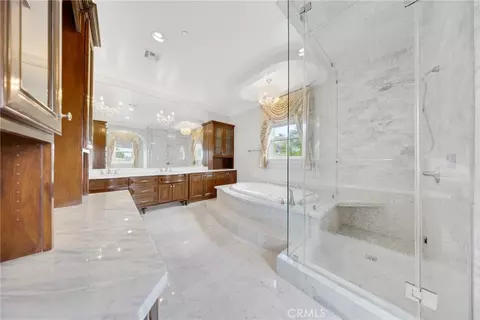 Bath - 2041 S 6th, Arcadia, CA 91006 photo 13 of 13
