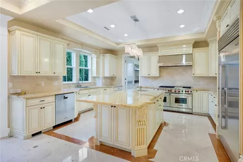 Kitchen - 2041 S 6th, Arcadia, CA 91006 photo 2 of 8
