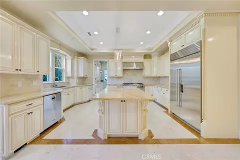 Kitchen - 2041 S 6th, Arcadia, CA 91006 photo 3 of 8