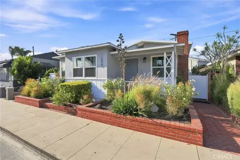 Exterior - 5829 E 2nd, Long Beach, CA 90803 photo 7 of 9