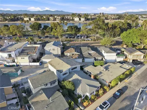 View/Area - 5829 E 2nd, Long Beach, CA 90803 photo 7 of 14