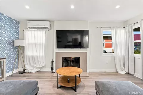 Living - 5829 E 2nd, Long Beach, CA 90803 photo 3 of 11