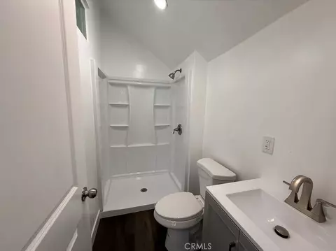 Bath - 1161 N La Cadena, Colton, CA 92324 photo 3 of 3