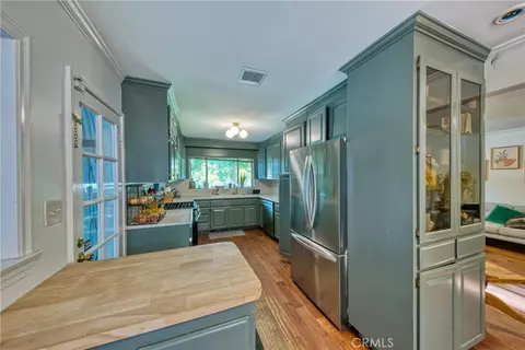 Kitchen - 142 Stedman, Monrovia, CA 91016 photo 4 of 4