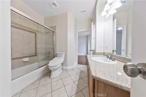 Bath - 454 W Duarte #D, Arcadia, CA 91007 photo 2 of 2