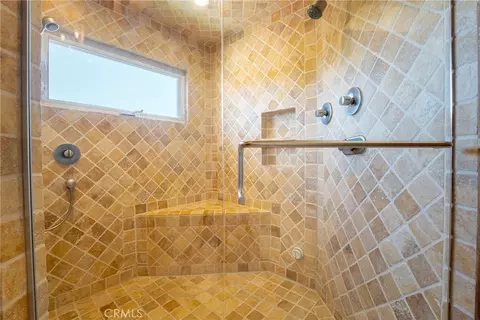 Bath - 1144 Hermes, Encinitas, CA 92024 photo 13 of 16