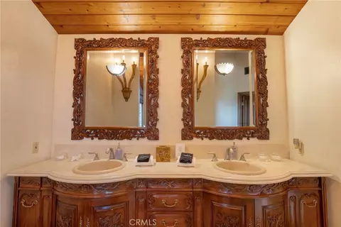 Bath - 1144 Hermes, Encinitas, CA 92024 photo 10 of 16