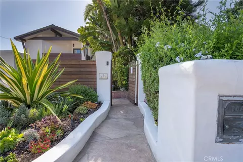 Exterior - 1144 Hermes, Encinitas, CA 92024 photo 2 of 10