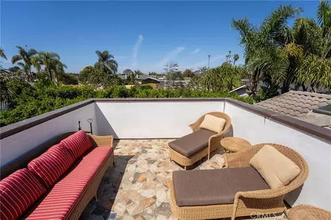 Exterior - 1144 Hermes, Encinitas, CA 92024 photo 4 of 10