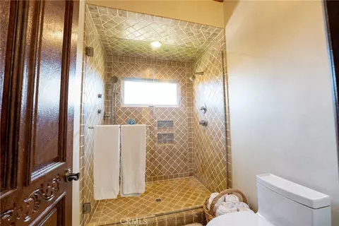 Bath - 1144 Hermes, Encinitas, CA 92024 photo 16 of 16