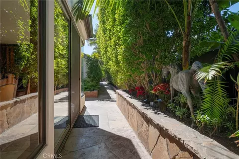 Exterior - 1144 Hermes, Encinitas, CA 92024 photo 7 of 10