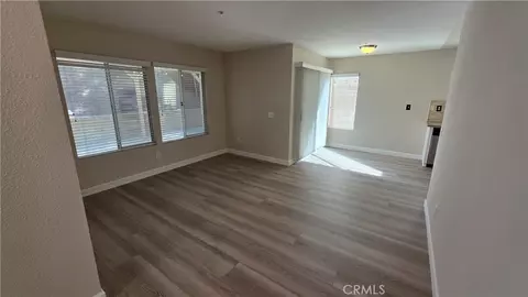 Living - 15577 Castellion, Fontana, CA 92337 photo 2 of 4