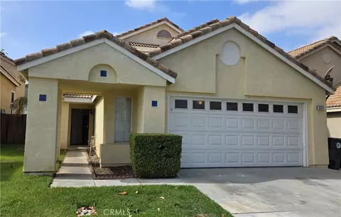 15577 Castellion, Fontana, CA 92337